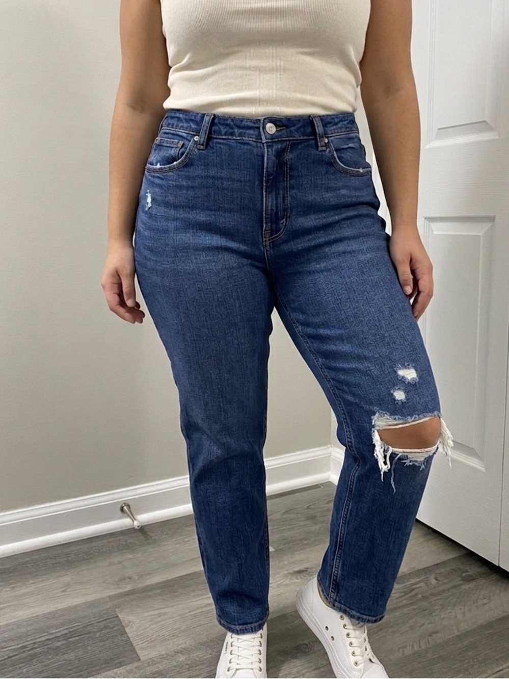 Abercrombie & Fitch the mom High Rise Skinny Jeans Blue Medium Wash Denim size 8